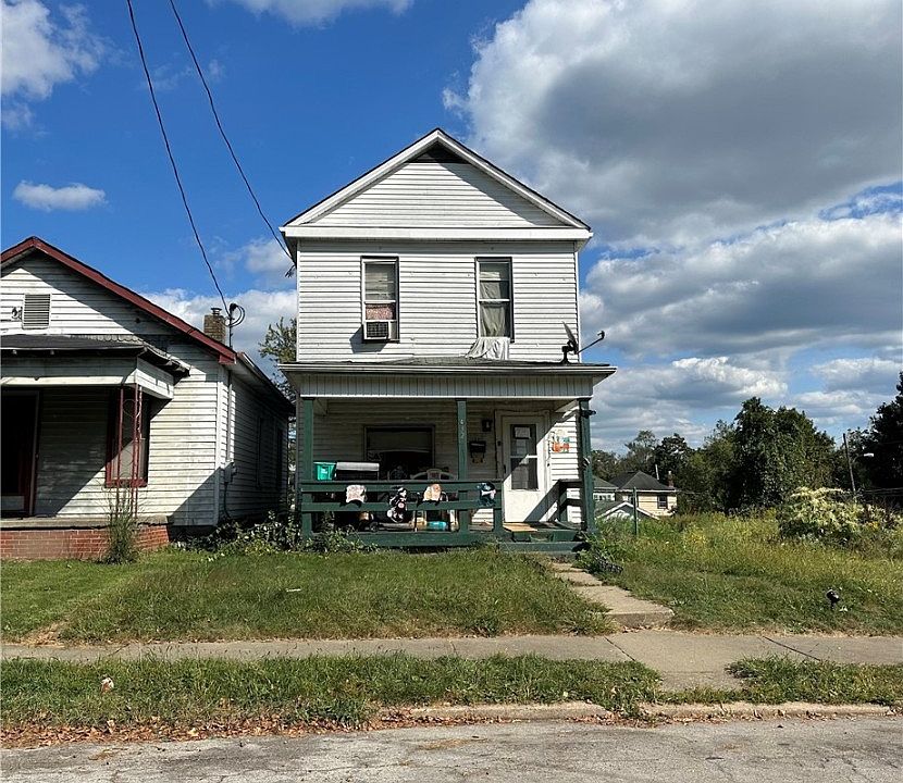 1st image of 432 Maxwell Ave