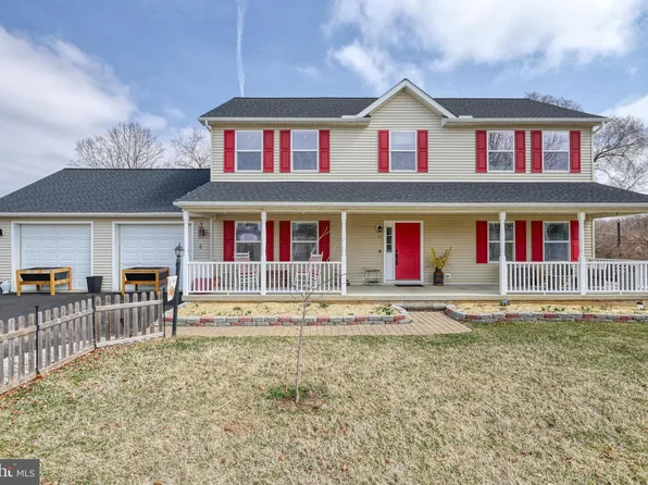 84 Schoolhouse Ln, Windsor, PA 17366
