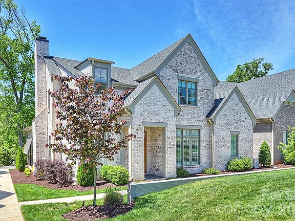 2nd image of 3119 Knowlton Ln