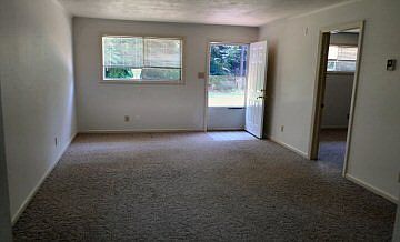2nd image of 3410 Summit Ave APT E