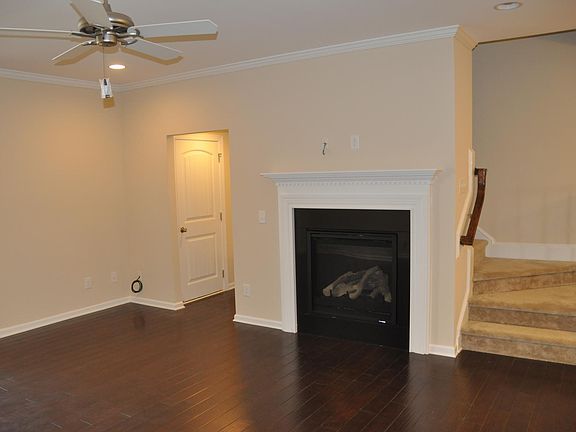 5th image of 218 Marietta Way