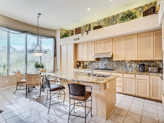 4th image of 11811 E Terra Dr