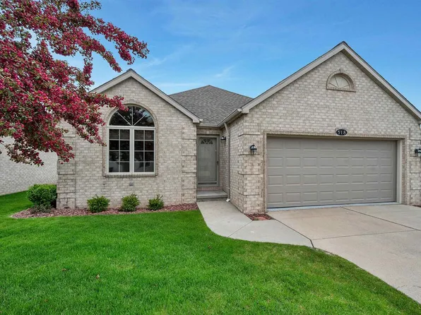 518 N LANGLADE AVENUE, Green Bay, WI 54301