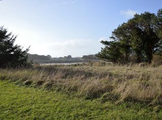 Rueppell Ave, Pacific City, OR 97135