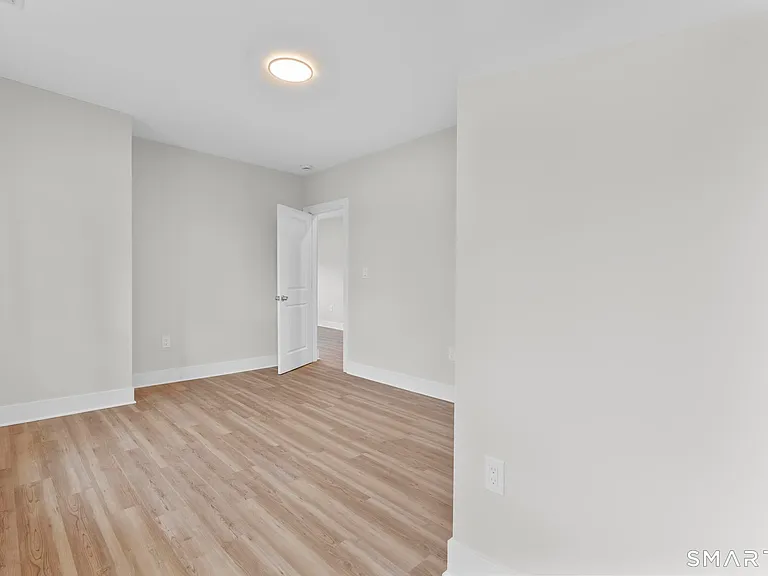 246 Judson Pl #B — Photo 7