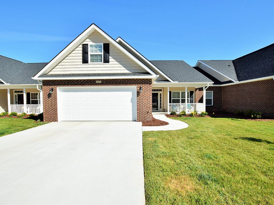 1st image of 1541 Hidden Ln