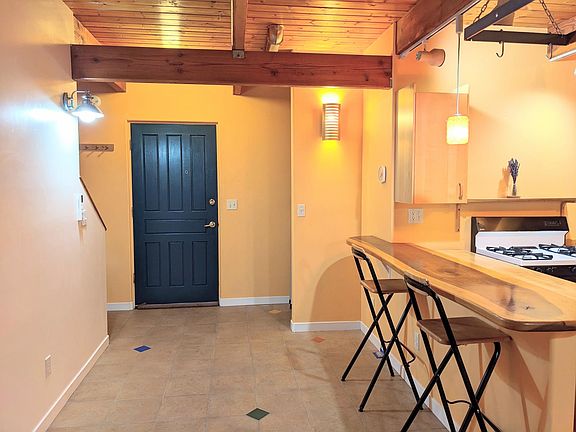 5th image of 1614 Rosewood St