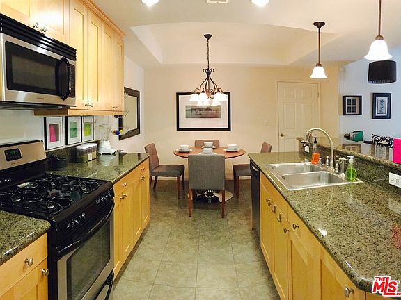 5th image of 3636 Jasmine Ave #207