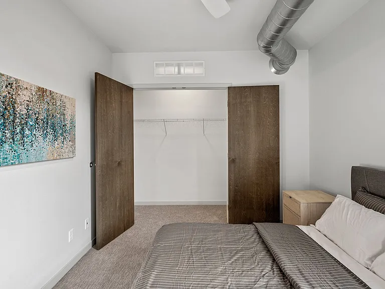 1515 Marshall Ave — Photo 24