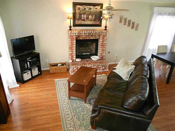 2nd image of 11458 Napolske Ct