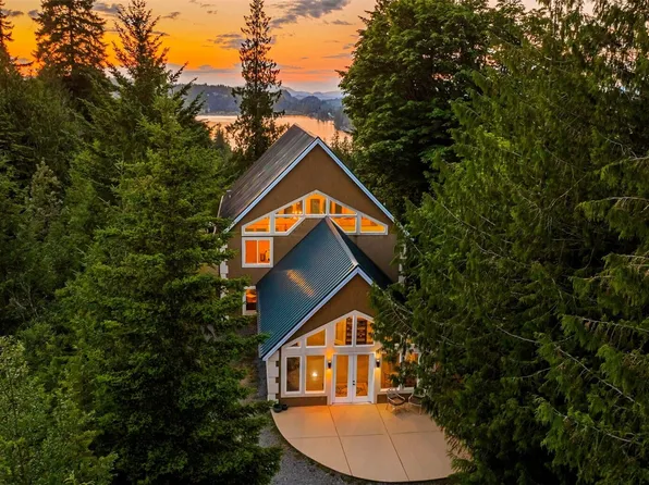 24015 Foxglove Lane, Mount Vernon, WA 98274