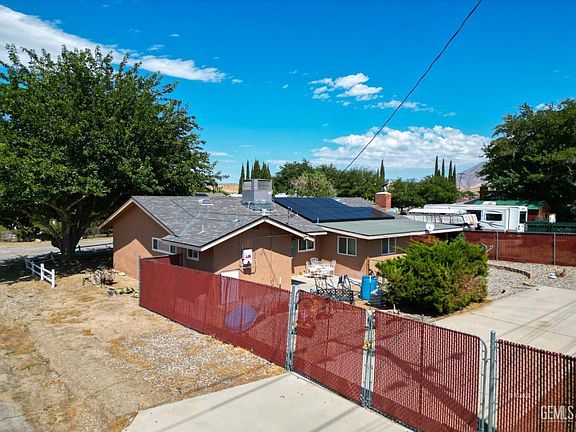 3rd image of 6300 Lynch Canyon Dr