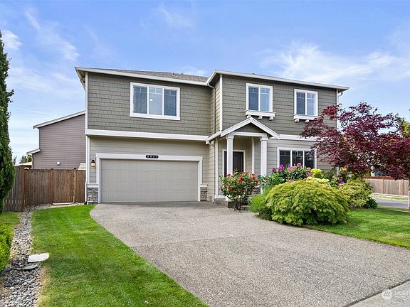 2nd image of 3917 50th Avenue NE