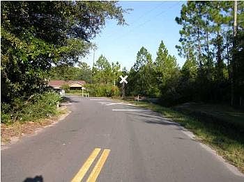 2nd image of 2001 Bluff Rd