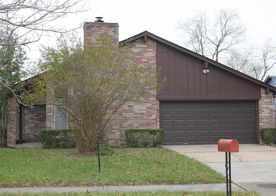1st image of 1307 Whispering Pine Dr