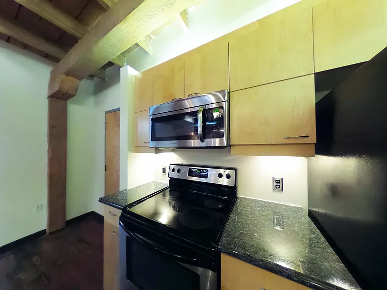 1310 W Broad St #101 — Photo 10