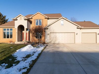 51750 Westport Ct, Granger, IN, 46530