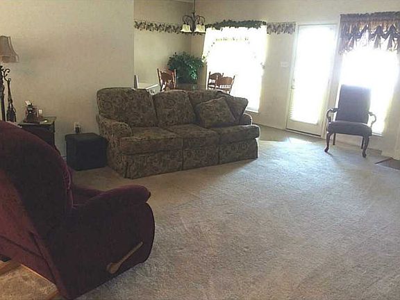 4th image of 14359 Riverlake Dr