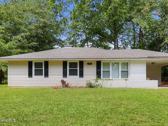 2nd image of 792 Sommer Street NE