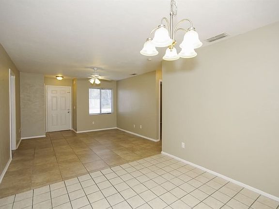 5th image of 266 Highland Dr