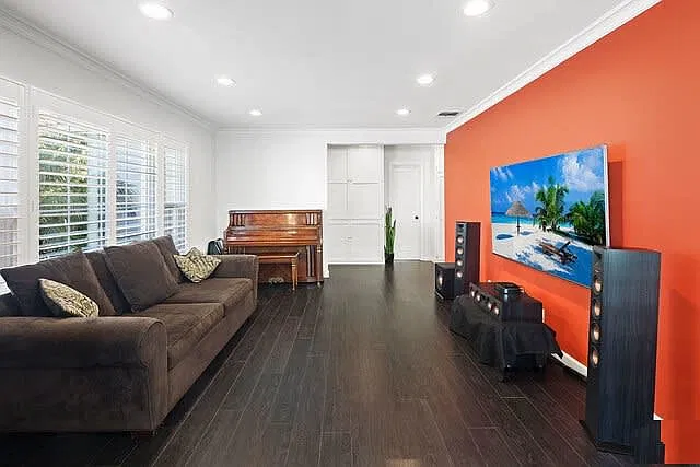 3 bed, $2,500 — Photo 4
