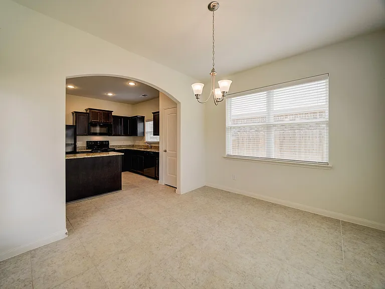 4517 Shy Creek Ln — Photo 11