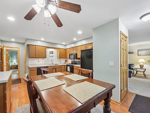 4th image of 109 Weaver Dr