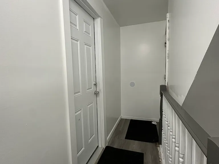 35 Maud St #2 — Photo 49