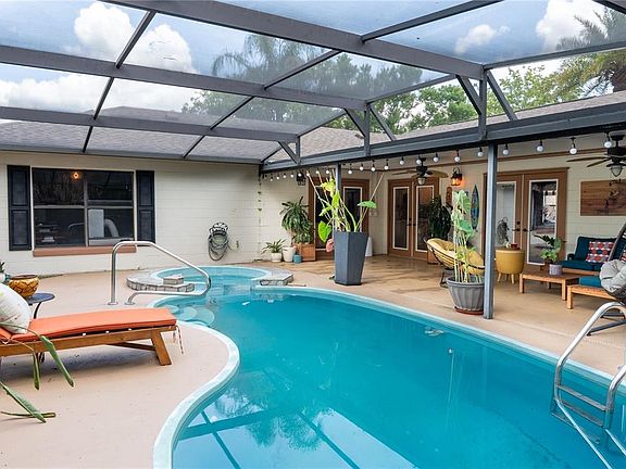 5th image of 720 TAHITI DRIVE