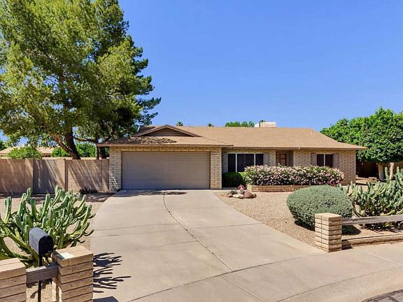 2nd image of 4934 E Corrine Dr