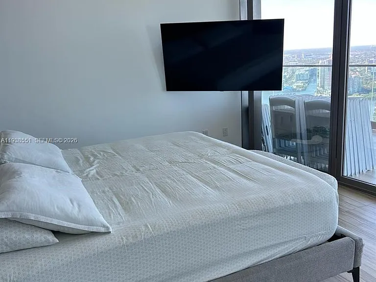 18975 Collins Ave #4705 — Photo 28