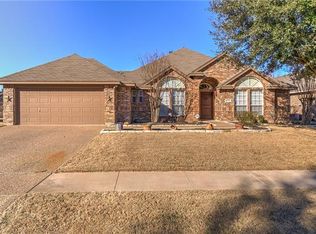 10512 Whitestone Ranch Rd, Benbrook, TX 76126