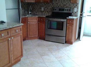 282 Pine Acre Blvd, Dix Hills, NY 11746