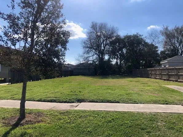 19 Huey P Long Ave, Gretna, LA 70053