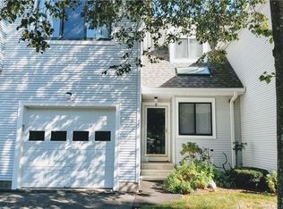 10 Cypress Trl, Farmington, CT 06032