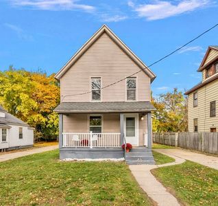 1049 Prince St SE, Grand Rapids, MI, 49507