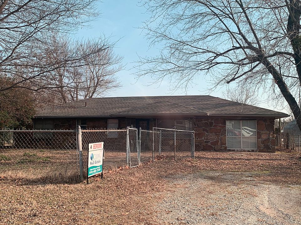 1st image of 303 Chickasaw St