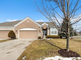 23222 Foxboro St, Macomb, MI 48042