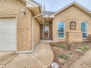 3709 Bridgeport Rd, Norman, OK 73072