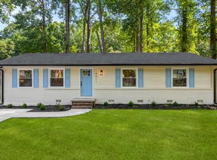 4211 Dunwoody Dr, Charlotte, NC 28215