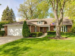 249 Nita Ln, Libertyville, IL 60048