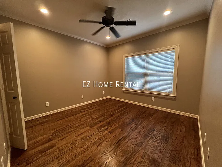 1014 Roxella St — Photo 25