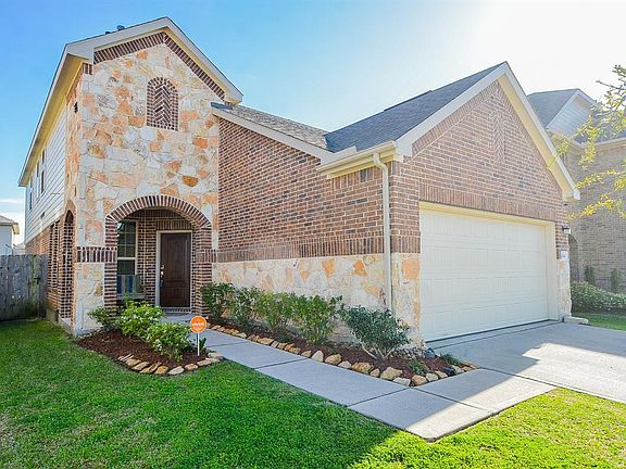 2nd image of 3334 Bainbridge Hill Ln