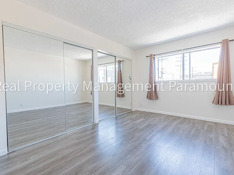8013 Blackburn Ave #7 — Photo 14