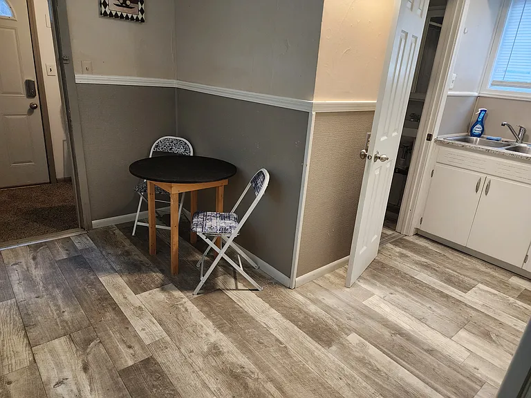 505 S 10th St #1 — Photo 9