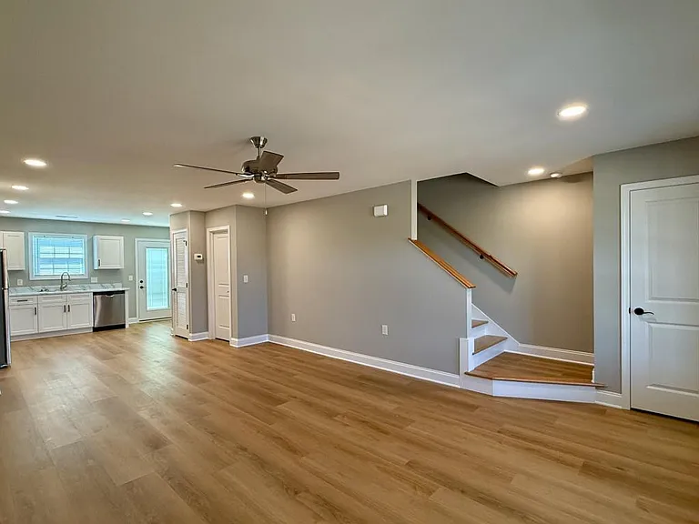 127 Adams And Corby Rd #34 — Photo 3