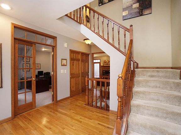 3rd image of 4981 Mallet Hill Dr