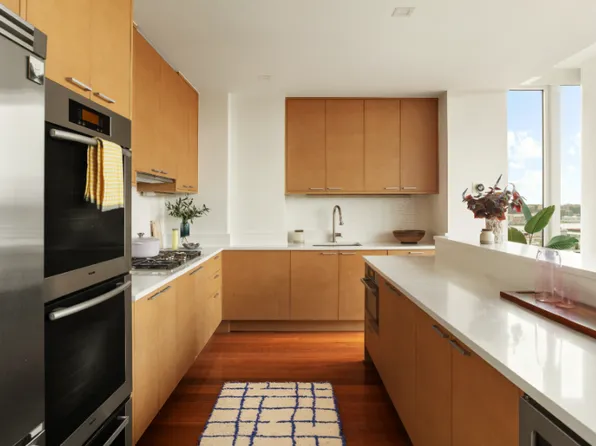 230 West 78th Street image 10 of 18