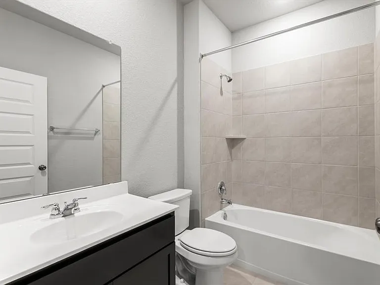 4909 Sea Salt Dr — Photo 25