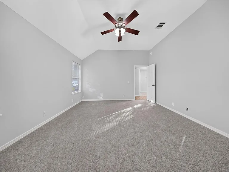 241 Brian Ln — Photo 16